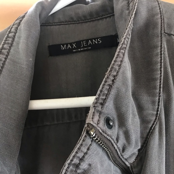 Lightweight Jacket - Picture 2 of 2